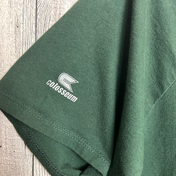 The Shirt 31 Years V-neck Tee Women’s Med EUC - Picture 3 of 5